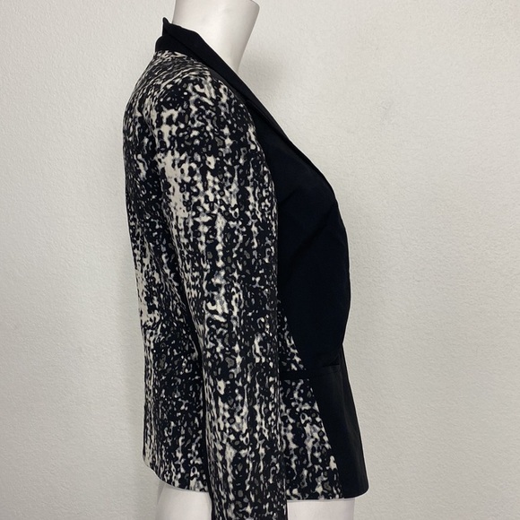 Diane Von Furstenberg Black Olena Combo Blazer Size 2 MSRP: $465.00 - Picture 11 of 13